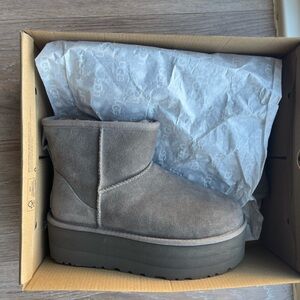 Mini Platform Uggs